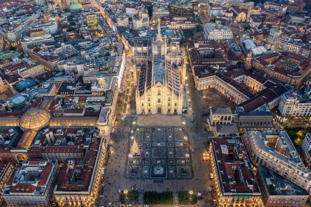 Apartment Center Of Milano Exteriör bild